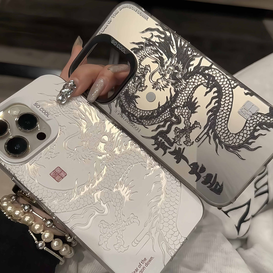 超クールな中国龍柄iPhoneケース iPhone 17 1 - Phone Accessories China のレビューと価格