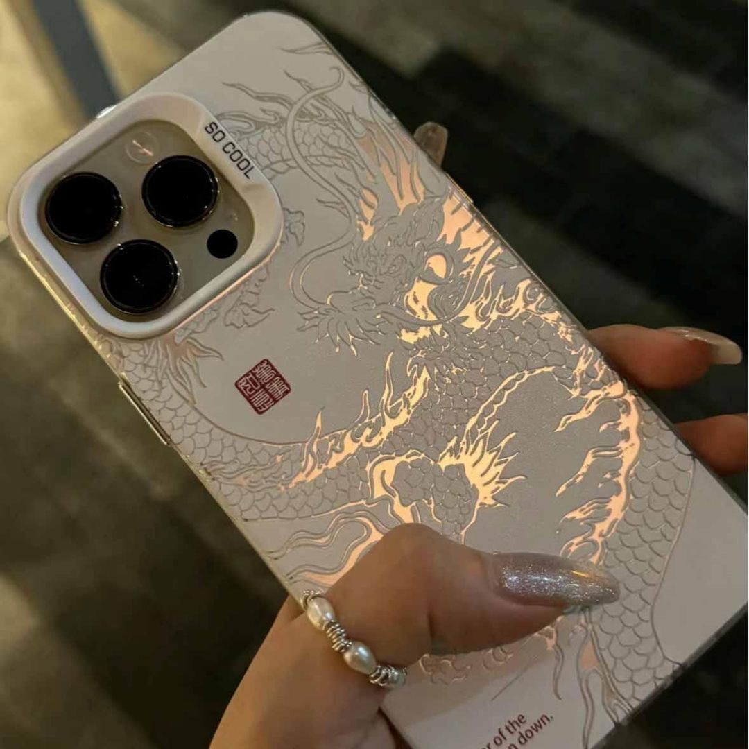 超クールな中国龍柄iPhoneケース iPhone 17 1 - Phone Accessories China のレビューと価格